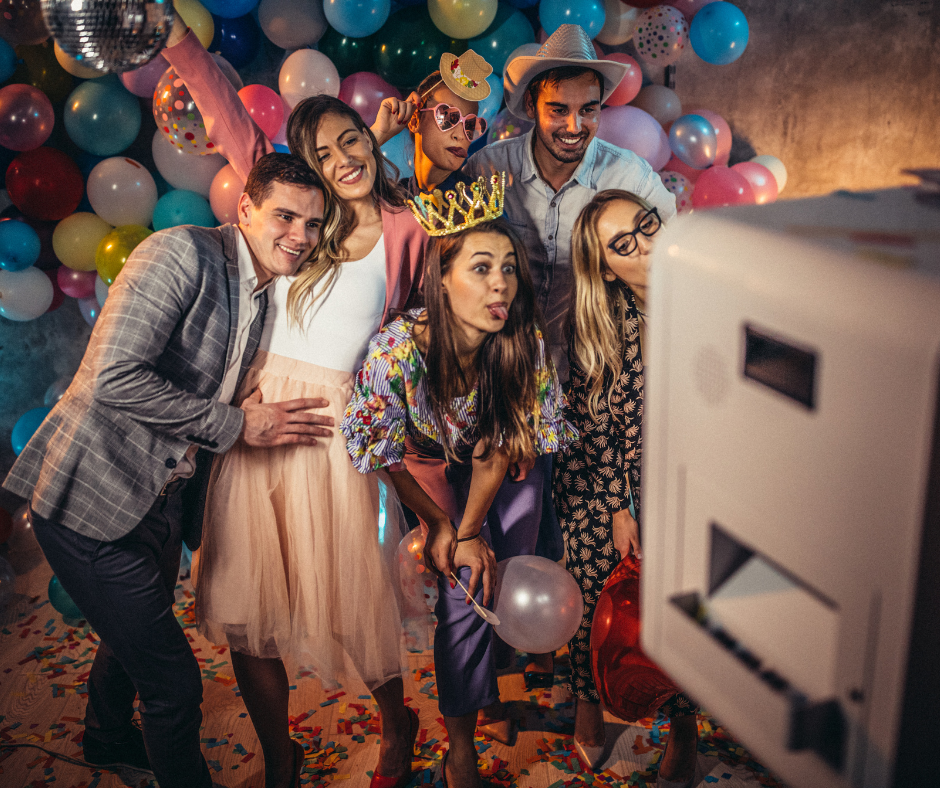 Photobooth Huren Van 300 Tot 399,00 euro | Photobooth Match
